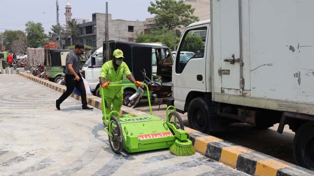 worker cleaning